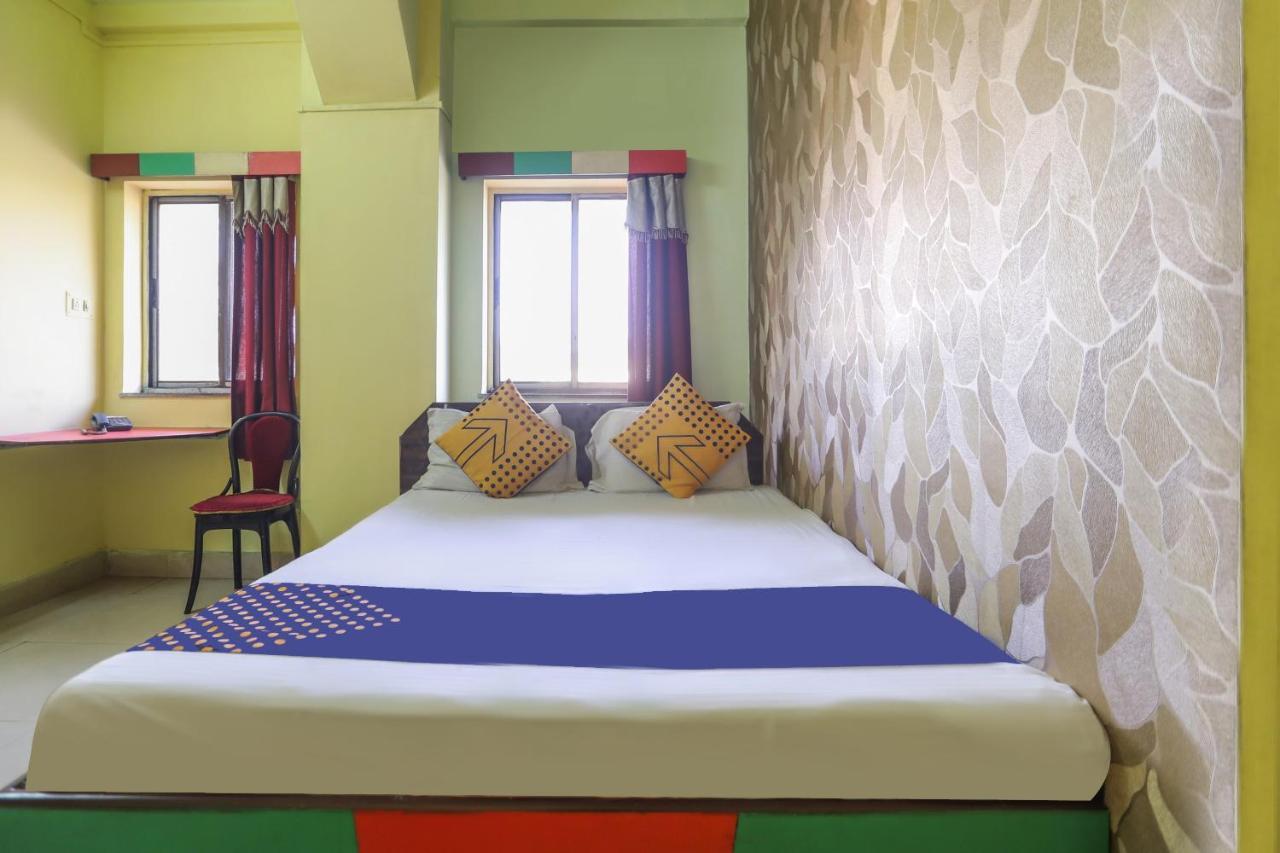 Spot On 10470 Hollywood Joka Hotel Bhasa Екстериор снимка