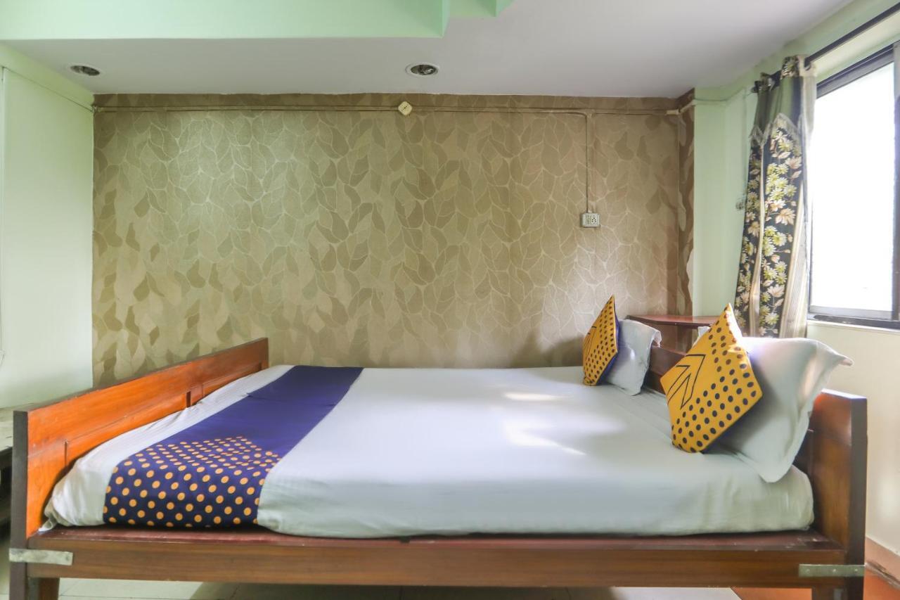 Spot On 10470 Hollywood Joka Hotel Bhasa Екстериор снимка